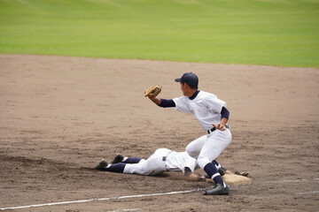 牽制タッチプレー（高校野球）