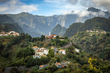 mountainous area of madeira, green, hills, viewpoint, steep hills, lush, hiking, outdoors, trekking