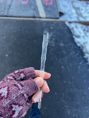 hand with a icicle