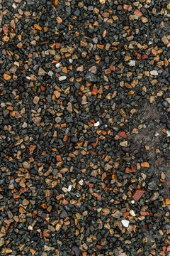 textura de peque&ntilde;as piedras naturales de colores marrones y grises, fondo de grava de alta resoluci&oacute;n ideal para dise&ntilde;o gr&aacute;fico, arquitectura, paisajismo y proyectos de construcci&oacute;n.