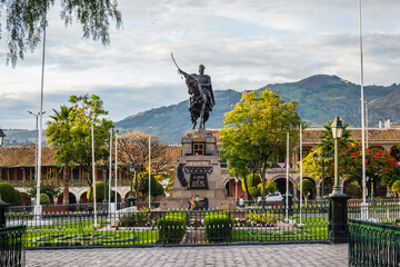 Plaza de Armas de Huamanga, Ayacucho - Perú - obrazy, fototapety, plakaty
