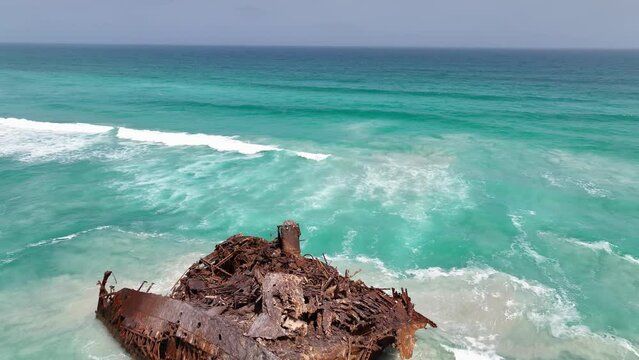 Afrika - Kap Verde - Boa Vista &ndash; Strand &ndash; K&uuml;ste &ndash; Wellen -  Schiffswrack &ndash; Cabo Santa Maria