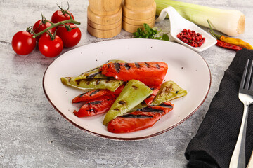 Grilled Bell Pepper - green and red
