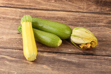 Raw baby organic zucchini heap