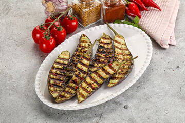 Grilled tasty ripe eggplant slice