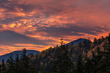 A beautiful sunrise over Mount Thom in Chilliwack, Canada