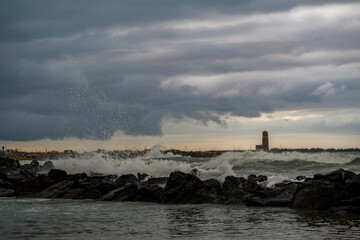 Jour de tempête au bord de mer