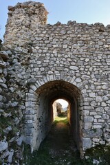 Fototapeta na wymiar Civita Superiore - Passaggio nel castello normanno