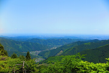 御嶽山の山頂から見た快晴の山々の景色5