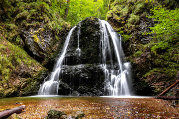 Obraz premium Wasserfall Josefstal