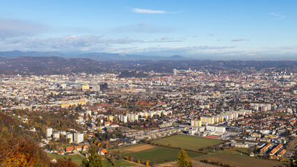 Fototapeta premium Panoramic city view of Graz in Austria