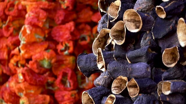 Vegetables are strung on ropes and dried under the sun in summer. Dried vegetables are a good option for cooking in winter.