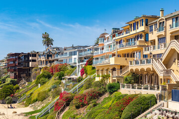 Beach street Laguna  © Long Hung