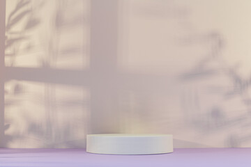 Fototapeta na wymiar Fond avec un podium vide pour création d'arrière plan de couleurs blanc et mauve avec un jeu d'ombre d'une fenêtre et de branches.