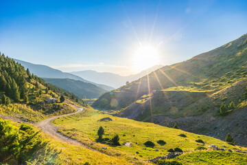 Camino a las cascadas de Ardonés