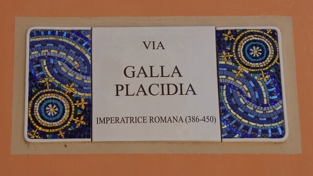 Cartel V&iacute;a Galla Placidia, R&aacute;vena, Italia