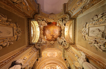 Basílica de San Apolinar Clase, Ravena, Italia