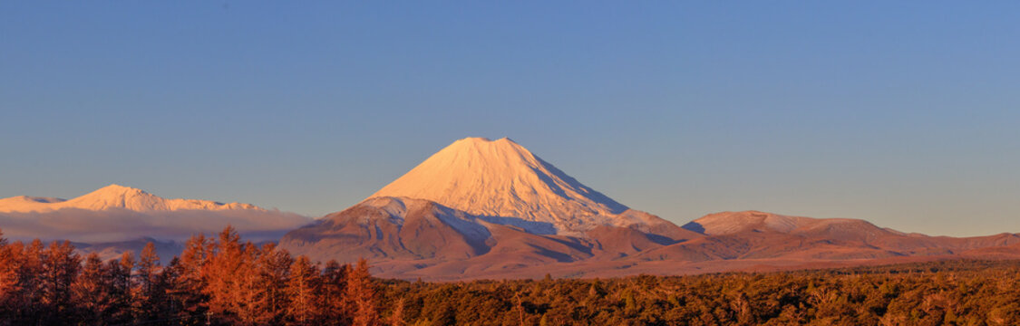 Sunset over snow capped mount Ngauruhoe at Tongariro National Park, New Zealand