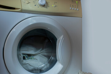 Washing in a washing machine