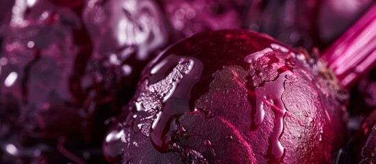 Obraz premium Extreme Closeup of Vibrant Purple Beets: Intense Juice Drips Highlight Their Textured Beauty