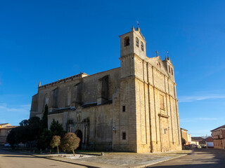 Fototapeta na wymiar Church of San Esteban (16th century) in the town of Castromocho. Palencia, Castile and Leon, Spain.