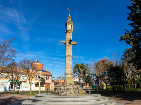 Justice Pillar of the town of Mayorga (16th century). Symbol of justice and civil jurisdiction. Valladolid, Spain.