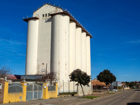 Large silo for grain storage in the town of Mayorga de Campos.