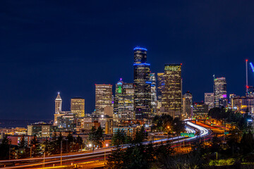 Fototapeta na wymiar Emerald City skyline at night