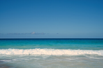 Fototapeta na wymiar sea and sky in hawaii