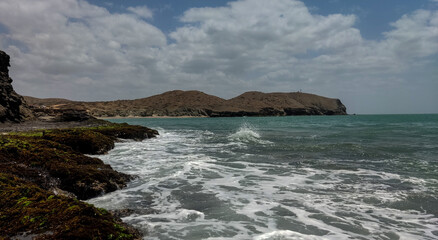 acantilados en la alta GUAJIRA colombiana, pertenece al municipio de Uribia y departamento de la Guajira. lugares exoticos y paradisiacos de nuestra tierra