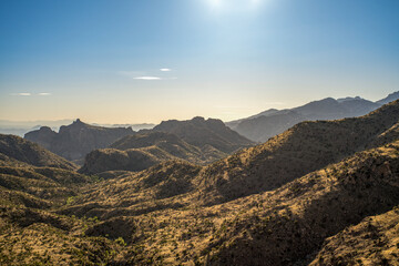 Naklejka premium Expansive view of mountainous terrain