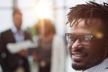 Obraz premium Closeup Portrait of a Young Black Man