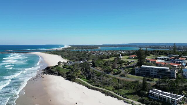 Ballinaの綺麗な海岸沿いの街並み