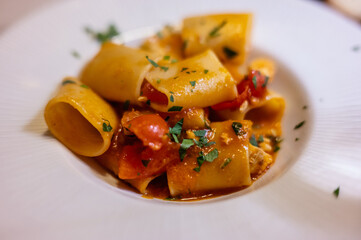 pasta with tomato and cheese