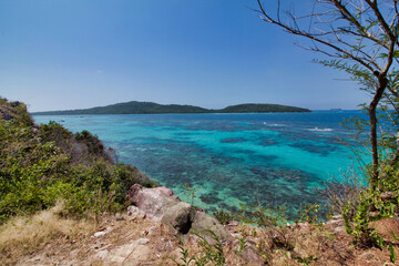 Fototapeta na wymiar the coast and reef of Karimunjawa island near Anora beach