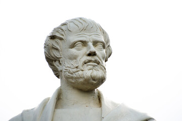 Fototapeta premium A captivating closeup of Aristotle's sculpted head, an ancient and artistic representation of the revered Greek philosopher in classic form.
