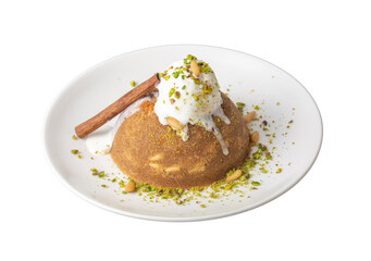 Semolina dessert with ice cream - Turkish name; dondurmali irmik helvasi