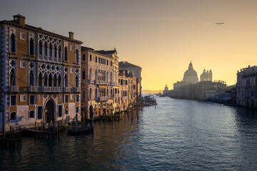 Naklejka premium Morning Landscape in Venice over Grand canal to Punta della Dogana at Sunrise in Winter