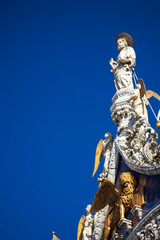Obraz premium Ornaments on the Famous San Marco Basilica on the Venetian famous Square, Venice - Italy