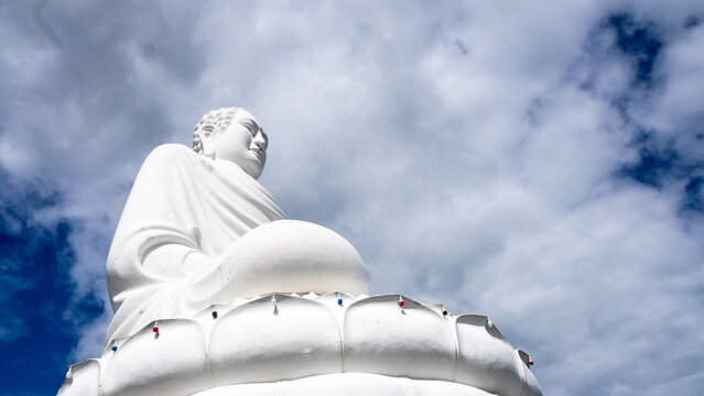 Big Buddha white marble statue