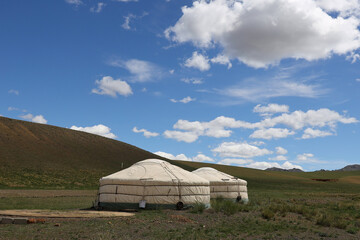 Fototapeta na wymiar Get camp in the Mongolian steppe
