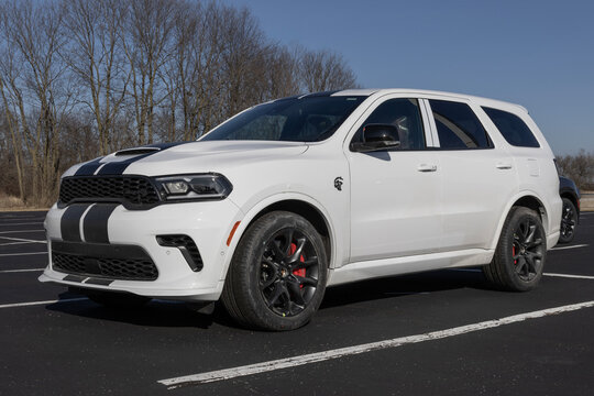 Dodge Durango SRT Hellcat Black AWD dealership display. Dodge offers the Durango SRT Hellcat with 710 horsepower. MY:2024