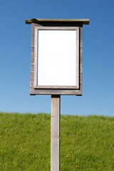 Holzschild im Natur zur freien Verwendung