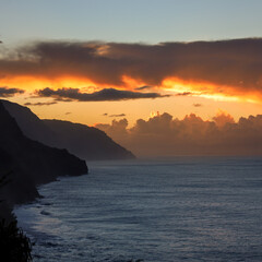 Na Pali Coast's Breathtaking Evening Glow