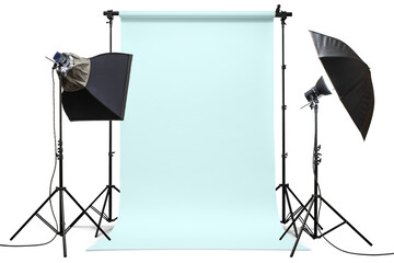 セッティングされた写真撮影用の背景紙と大型ストロボ