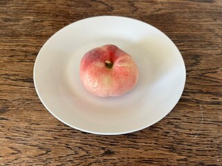 flatto peach in New Zealand