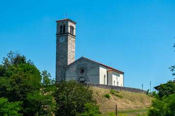 Scenic view of church La chiesa di San Stefano near Castle of Ragogna (Ruvigne) in Valeriano...