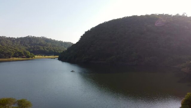 2.7K LAGO BOSQUE