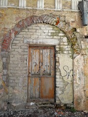 old door in the castle