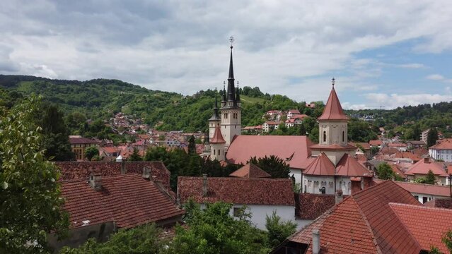 Biserica Sfantul Nicolae, Prima Scoala Romaneasca, Brasov